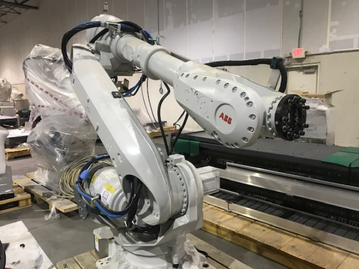 Abb store 6700 robot