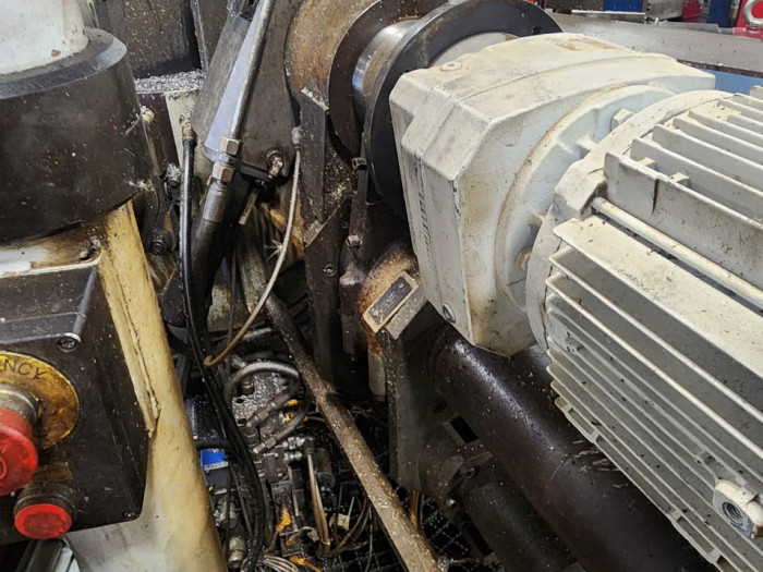 HS16 Saw and Bar Feed