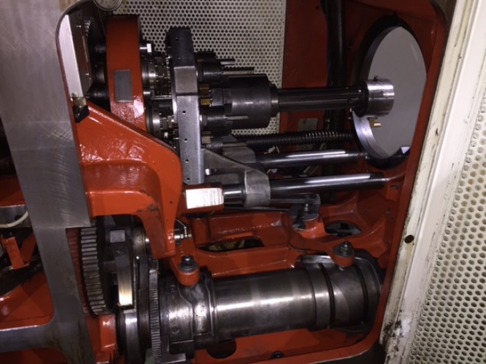 GM20 AC screw machine
